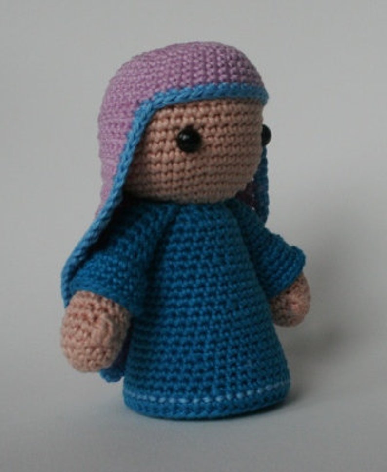 Joseph, Mary and Jesus PDF crochet pattern image 2