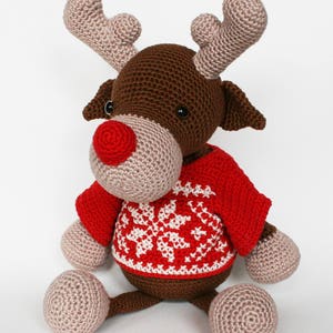 Rolf the Reindeer PDF crochet pattern image 3