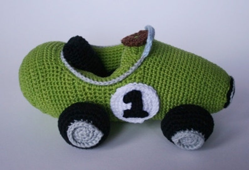 Racing car PDF crochet pattern image 5