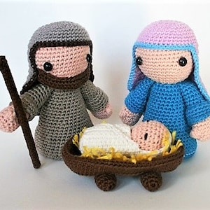 Joseph, Mary and Jesus PDF crochet pattern image 1