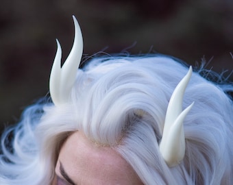 White 3D Resin Printed Double Pointed Horns - Demon / Devil / Dragon / Monster Horns for Costumes, Cosplay, Halloween, Ren Faire