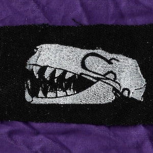 Hammerhead Bat Skull Sew On Patch