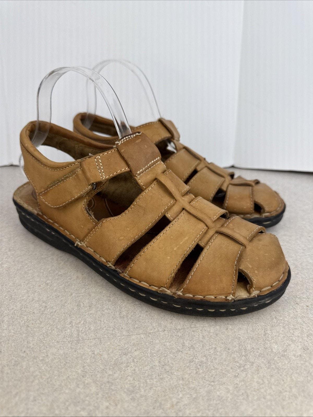 Size 11 Sandals Canada