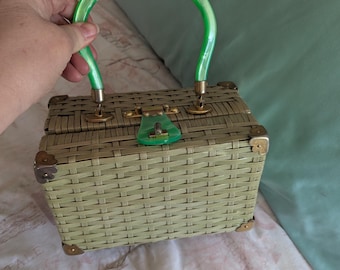 Vintage Stylecraft Box Purse Lucite latch And Handle 1950's-60's