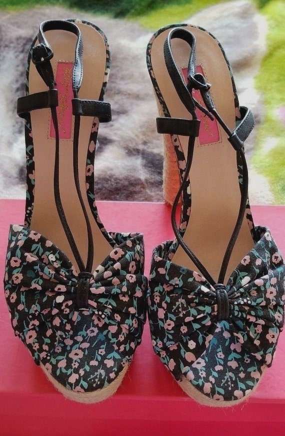betsey johnson vero cuoio