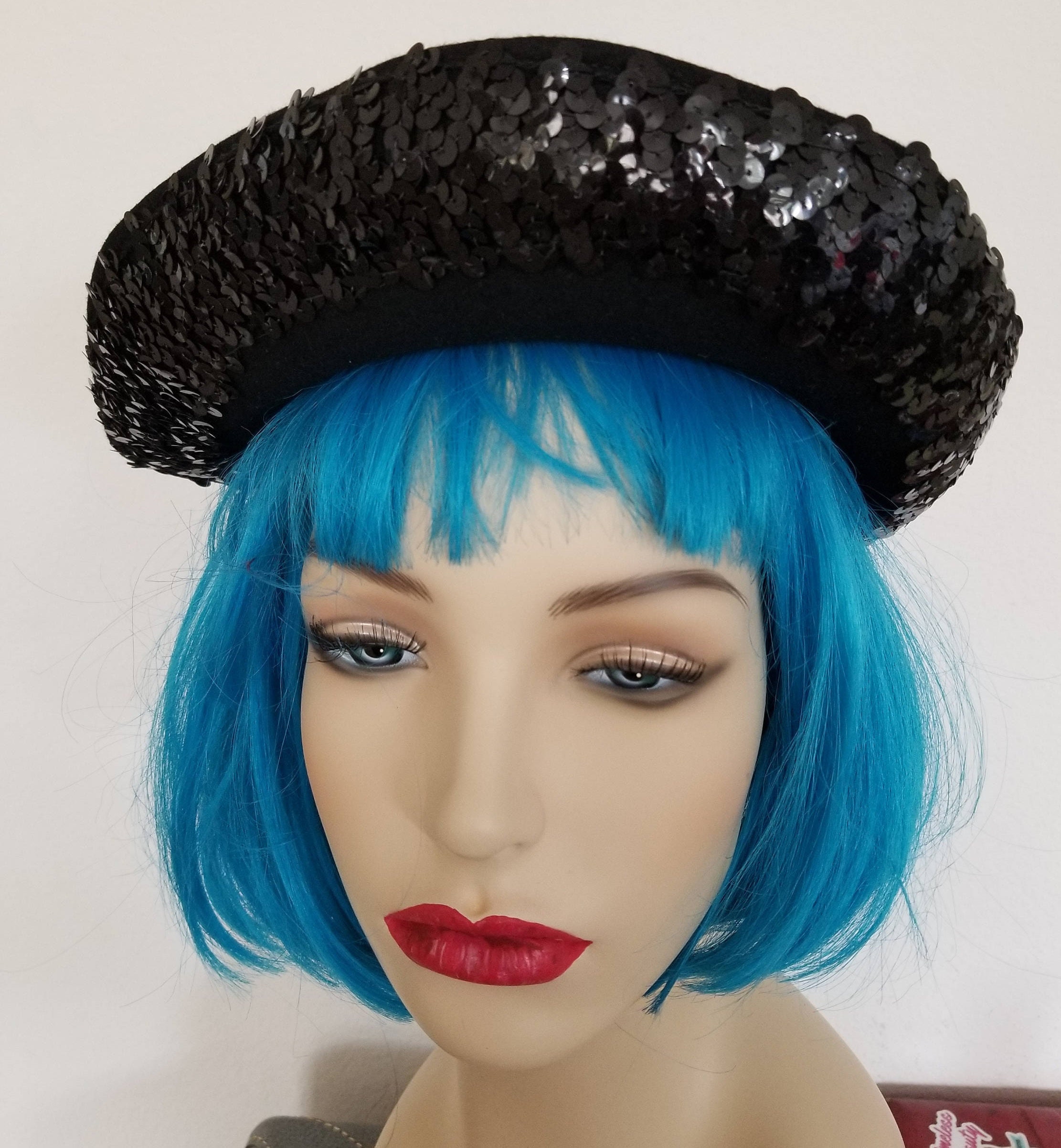 TEMPTING 1940s\' BLACK FELT HAT WITH SEQUIN TRIM 1940s Black Veiled Fur Sequin Bow Top Hat Fascinator Tilt  main image 2