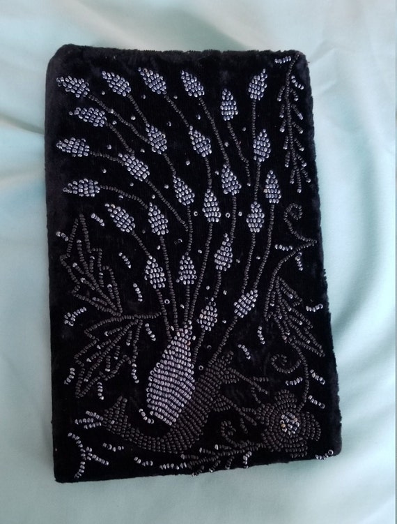 Vintage Black Beaded Clutch With Peacock Motif-Vi… - image 10