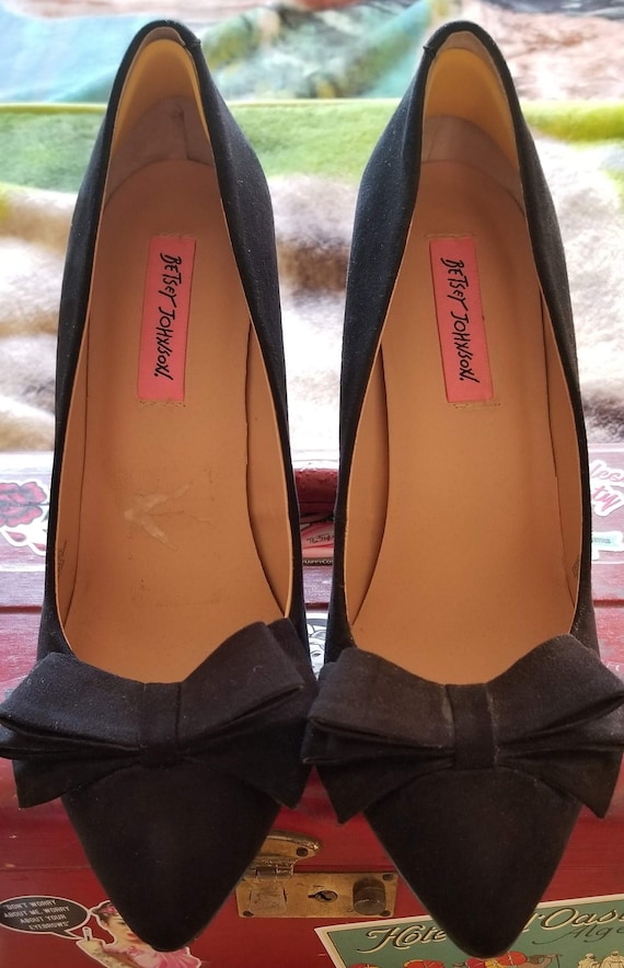 Betsey Johnson Pumps Bow Heelsclassic Pointed | Etsy