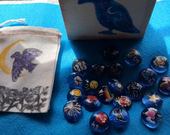 Pietre oracolari blu celestiali Crowstones per la divinazione Crow Box