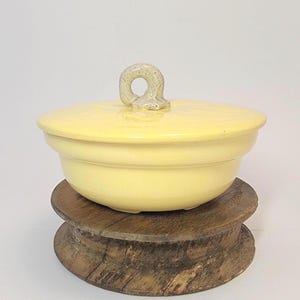 Vintage 1940s, Glazed Art Pottery, Yellow Lidded Bowl, Embossed Oak Leaf Design, Curled Stem Knob, Harvest Pumpkin Gourd Dish