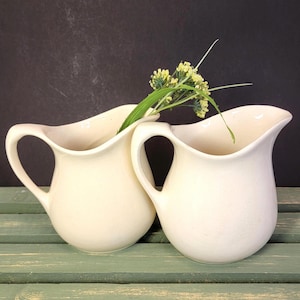 Classic 6" Tall, Curvy Cream-Colored Pottery Pitcher, Milk Water Jug, 28oz Sz, Farmhouse Table, Vintage Collectible