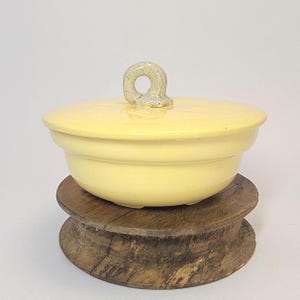 Vintage 1940s, Glazed Art Pottery, Yellow Lidded Bowl, Embossed Oak Leaf Design, Curled Stem Knob, Harvest Pumpkin or Gourd Dish