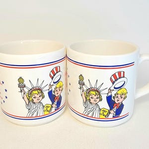 CAMPBELLS SOUP KIDS (Set of 2) Vintage 1976 Bicentennial, Ceramic 9oz Soup Mugs, Campbell's Soups Salute America, Patriotic Advertising Cups