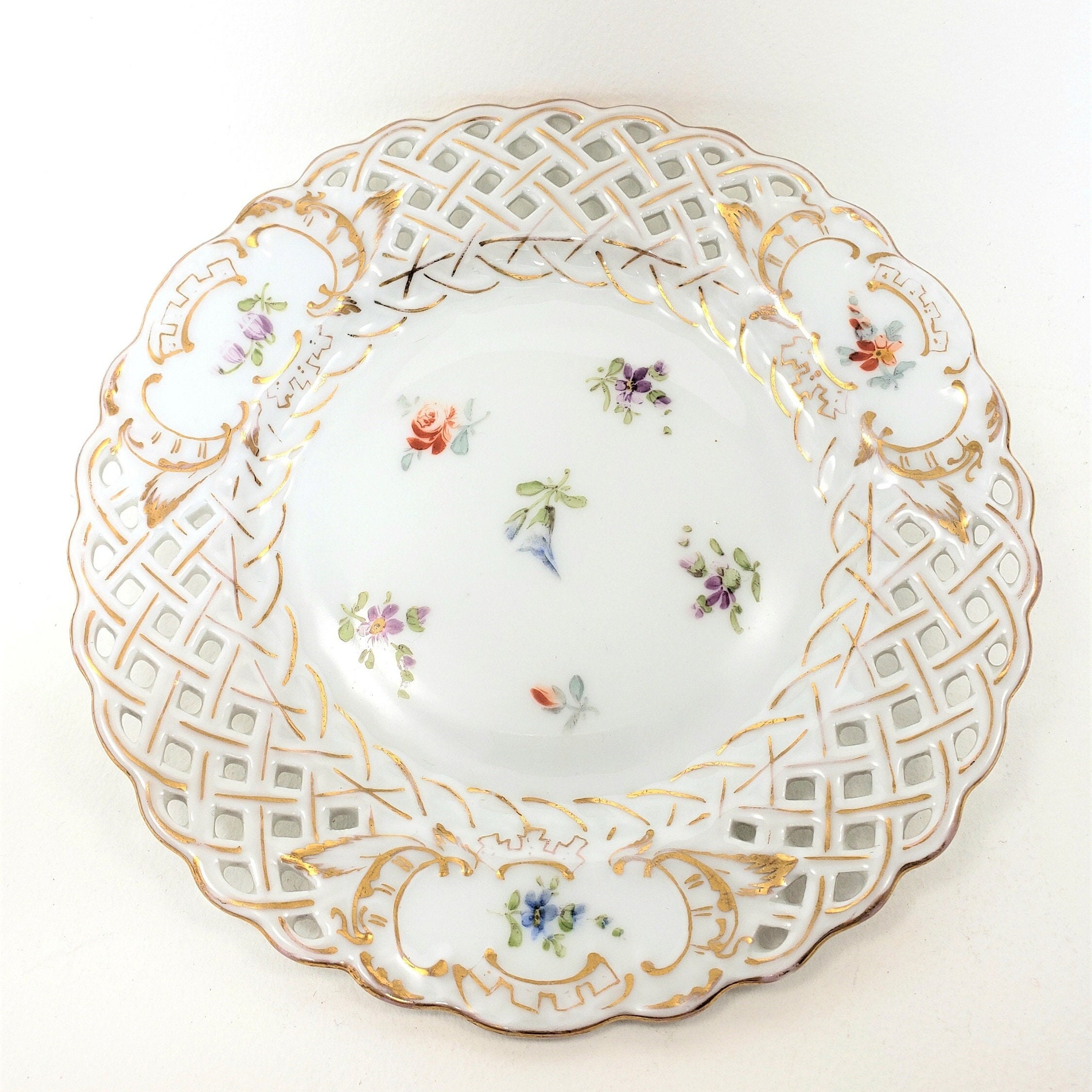 Antique Meissen Style, Richard Klemm, Dresden Crown Mark, 6 Inch Dessert Plate, Porcelain China, Scattered Flowers, Reticulated, Gold Gilded - Etsy Antique Meissen Style, Richard Klemm, Dresden Crown Mark, 6 Inch Dessert Plate, Porcelain China, Scattered Flowers, Reticulated, Gold Gilded - Etsy