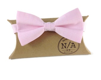 Pink plaid bow tie, pastel pink bow tie, baby pink bow tie, plaid bow tie, adjustable bow tie, adult bow tie, mens bow tie, wedding bow tie