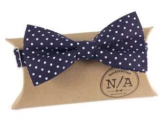 Navy blue polka dot bow tie, cotton bow tie, white polka dot, pre-tied, adjustable bow tie