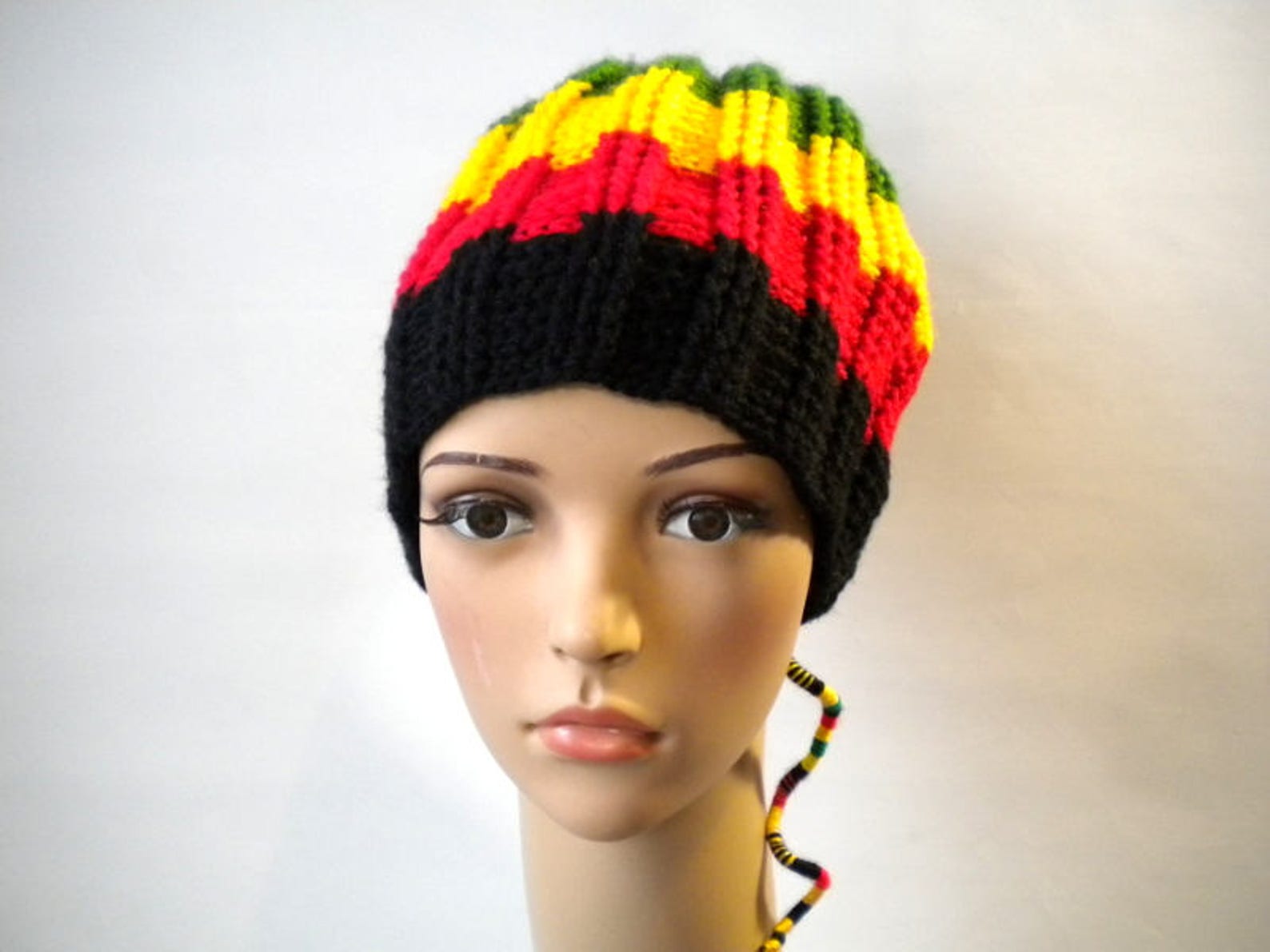 Ropa rasta, tam reggae, corona de rastas, tam rasta, fiesta reggae ...