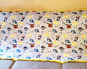 Woodland Animals Fleece Throw Blanket.