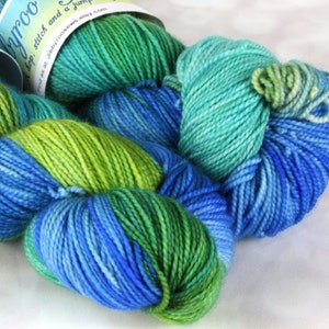 Smash Brothers, High Twist Extrafino SW Merino, 15% Nylon, 4 camadas, 360m/100g