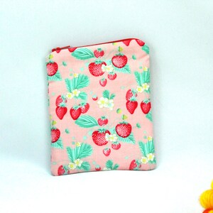 Pochette Fraises Notions Pochette / Sac à main