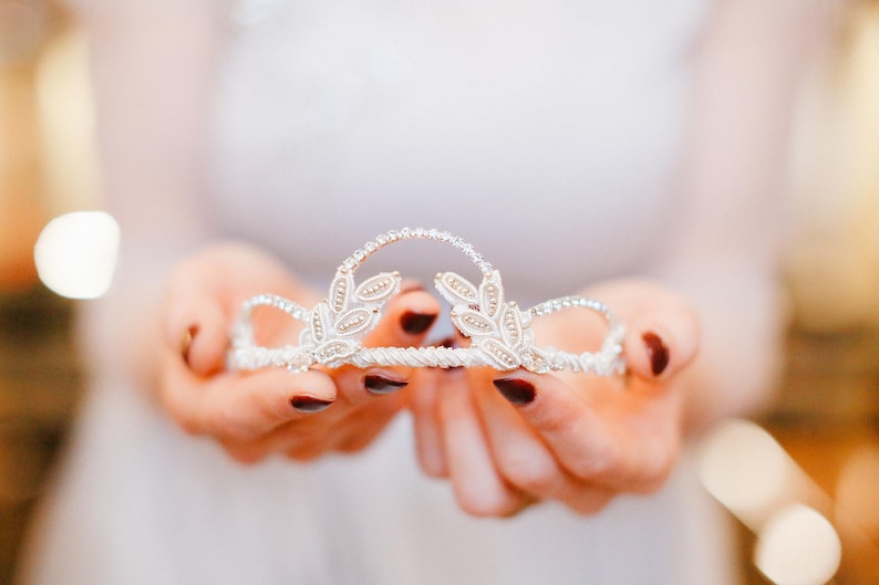 wedding hairpiece silver bridal headpiece bridal bridal pearsl hair vine silver vintage tiara bridal diadem Silver embroidery tiara