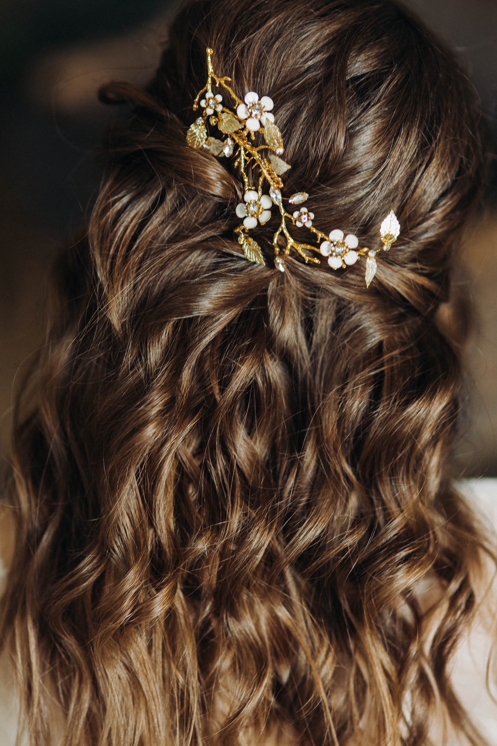 Bridal floral comb gold flower comb leaves headpiece gold | Etsy