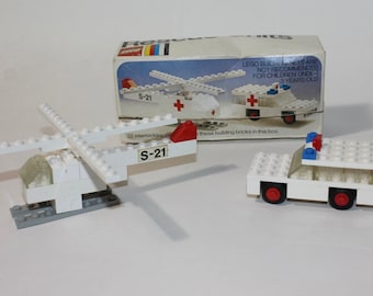 vintage 1970's -LEGO- Rescue Units #460 including original box. Ambulance and helicopter - 32 pieces. Made in Denmark