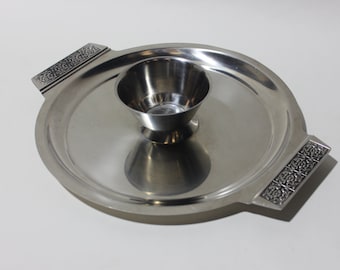 vintage 60's -70's -Stanley Roberts- Snack tray with dip bowl. Hors d'evours serving.  'Velvet' pattern - Stainless Steel