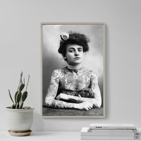 Mrs. Maud Stevens Wagner, First Female Tattoo Artist (1907) - Vintage Photograph, Photo, Poster, Print, Art Gift, Decor M. Tattooing Ink