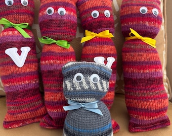 GenKnitics Knitted Chromosomses- Making Inheritance Easy to Learn