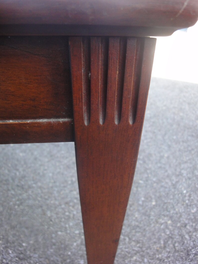 IMPERIAL FURNITURE Grand Rapids Mi/solid Mahogany End Table/vintage