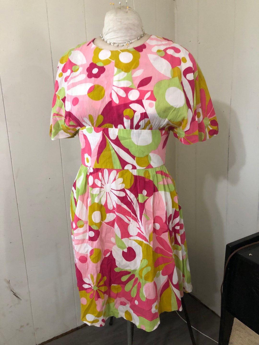 Cute Floral Ruffles Mini 60s Dress