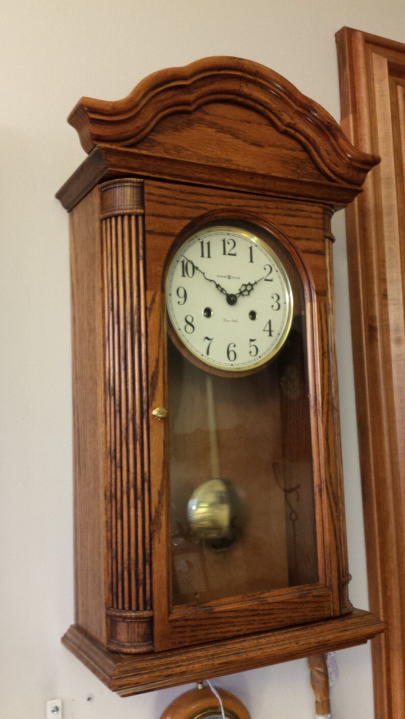 Vintage Howard Miller Wind up Wall Clock Etsy