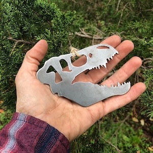 Dinosaur Skull Ornament made from Recycled Raw Steel Sustainable Gift Dino Bones Tyrannosaurs Paleontologist Kid Gift Party Favors Explorer