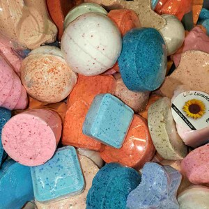 SALE Huge 10 lb Box of Bath Bombs 4.5 Kg Surprise Bulk Lot 10 Pounds Assorted Bath Bombs Surprise Box Mystery Mix, Bath Bomb, Bath Fizzy image 3