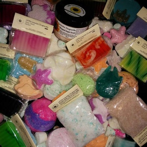 Half Price Bath and Body! Free Shipping Spa Gifts, Whoops! Mystery Surprise Box, Bath Bombs, Soap, Bath Salt, Shower set