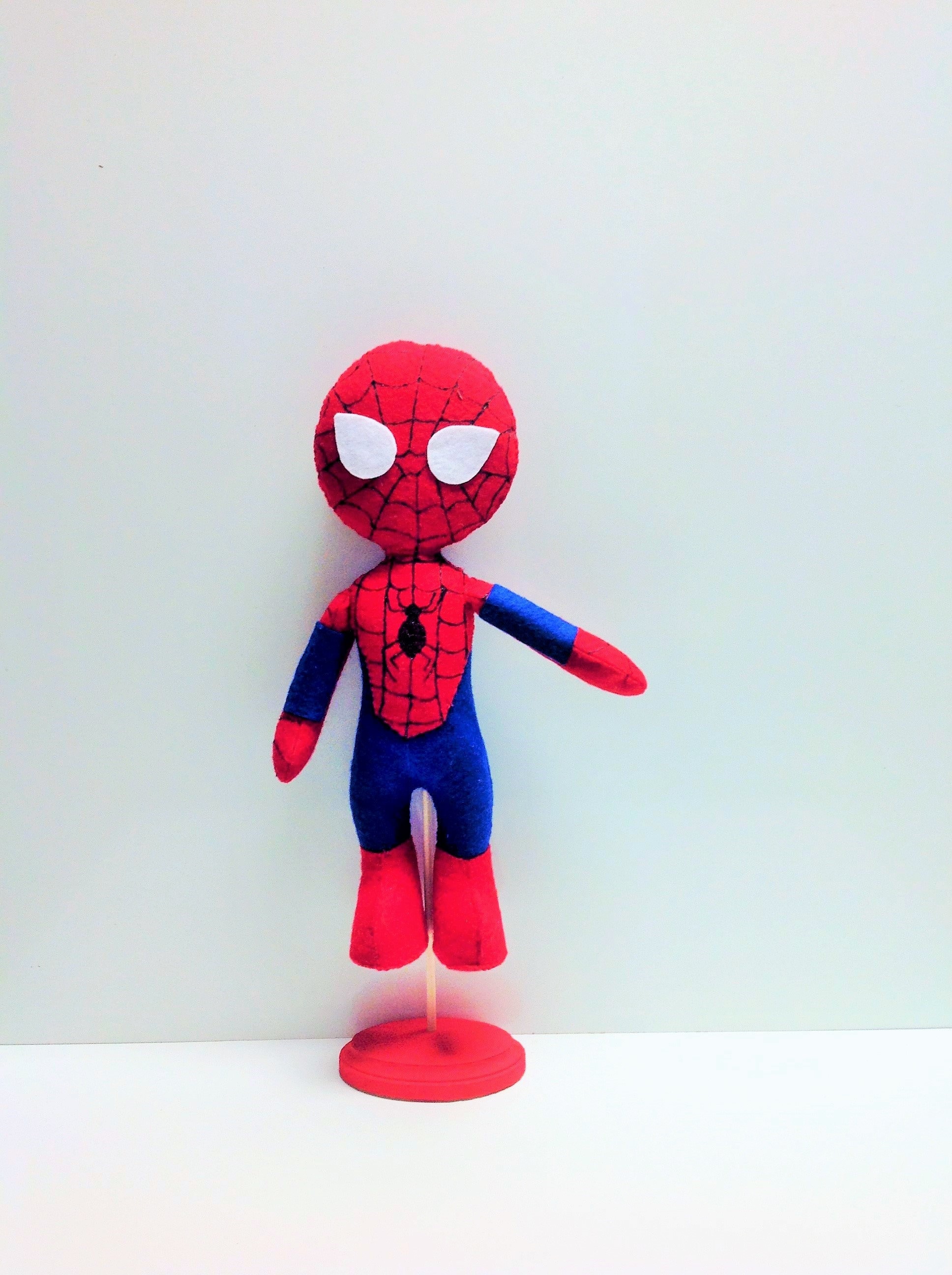 Spiderman vs Goblin Centerpiece Felt Decoration Centerpiece Birthday Decoration Stuffed Doll Table Decoration with Stand