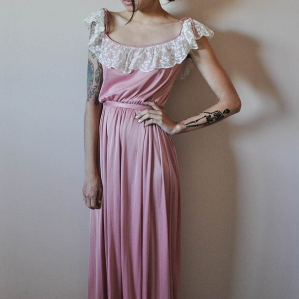 Vintage 60's Pink and Lace Gown