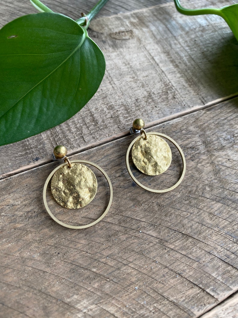 Textured Brass Circle Earrings // Mid Century Earrings // Raw Brass Circle Earrings // image 5
