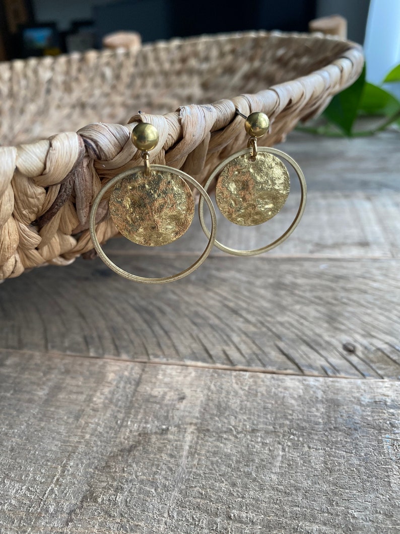 Textured Brass Circle Earrings // Mid Century Earrings // Raw Brass Circle Earrings // image 4