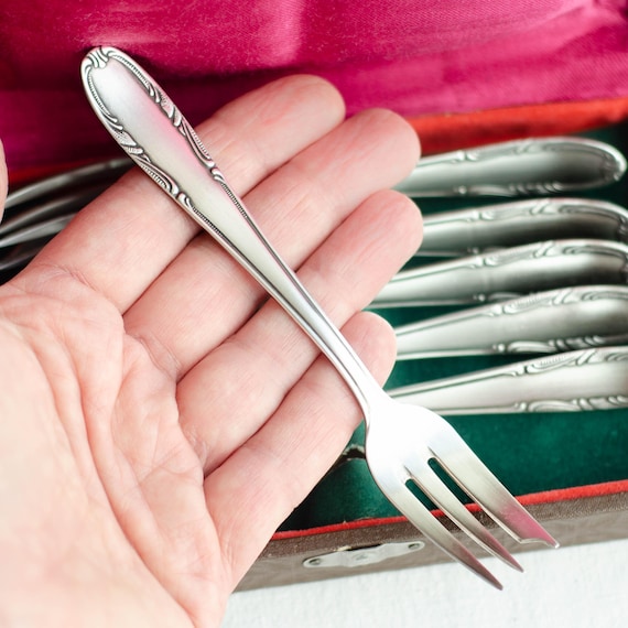 ヴィンテージデザートフォーク - 銀メッキのドイツ製シルバーウェア6本