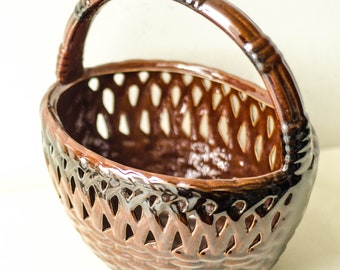 Soviet porcelain basket vase, Ceramic fruit basket with handle from Ukraine