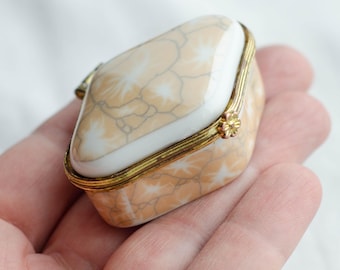 Pastillero de porcelana vintage RHOMBUS - Mini recipiente para medicamentos de bolsillo para bolso