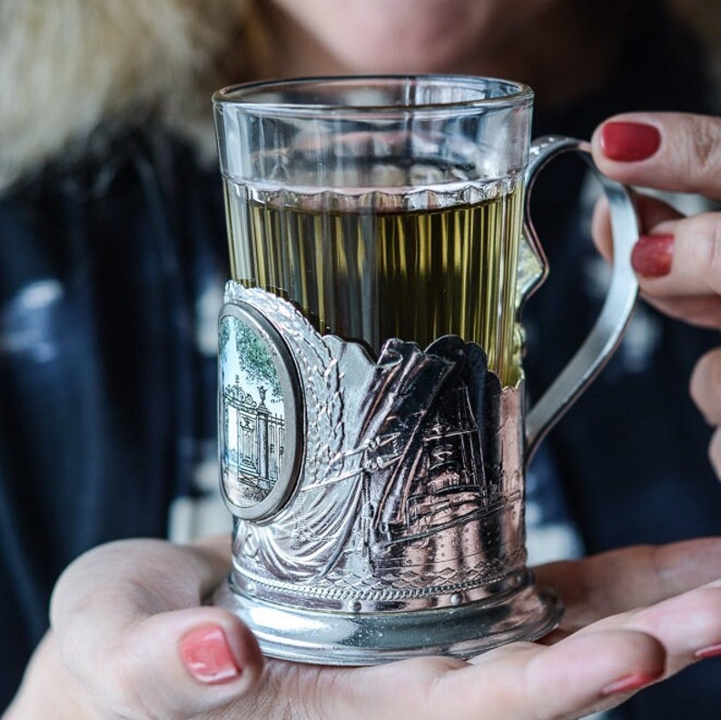 Tasse à thé en verre vintage soviétique, verres à thé pour podstakannik, accessoires de thé d'Ukraine, ensemble de verrerie unique image 10