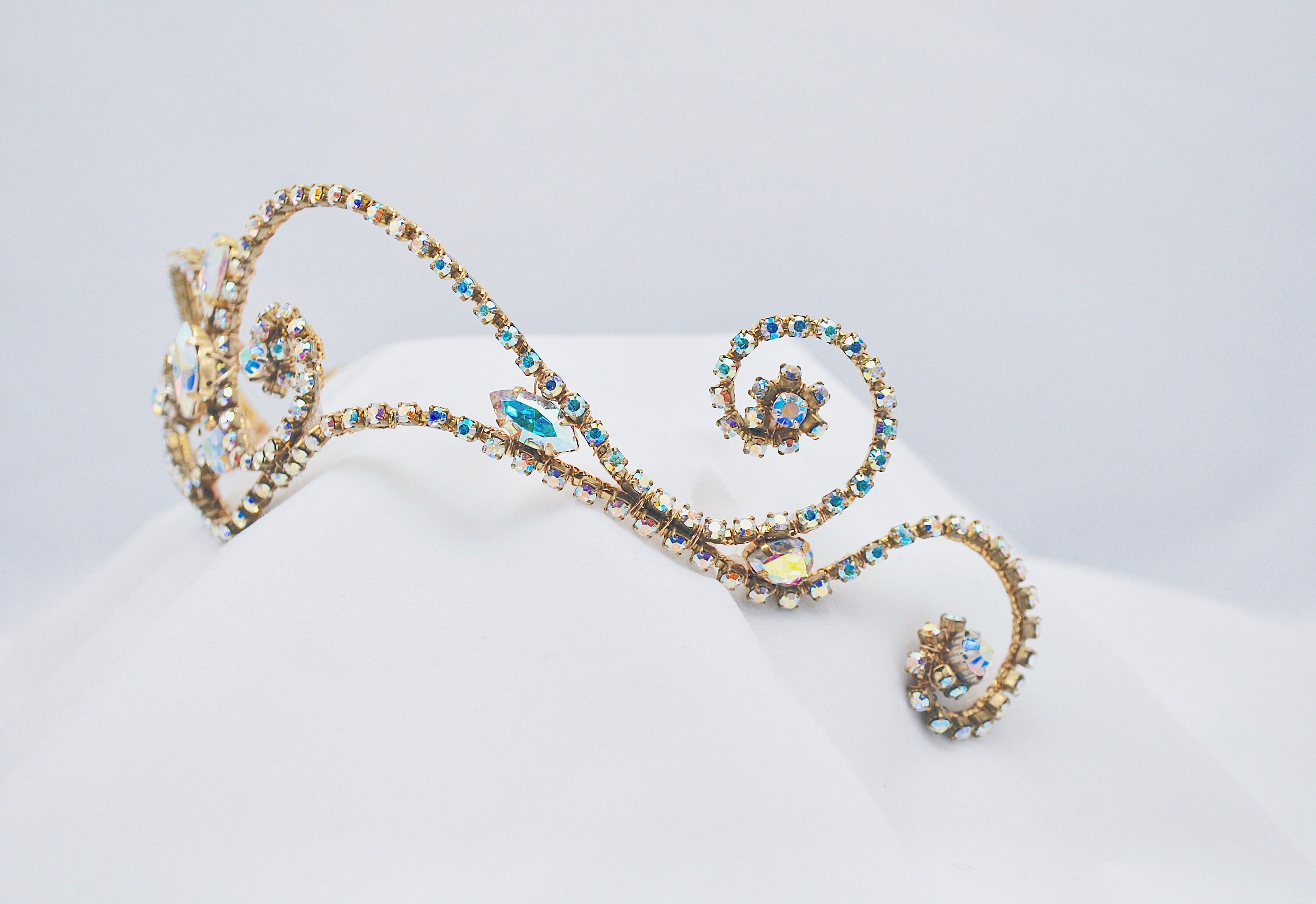 Vaulted Ceiling Crystal Rhinestone 2.5