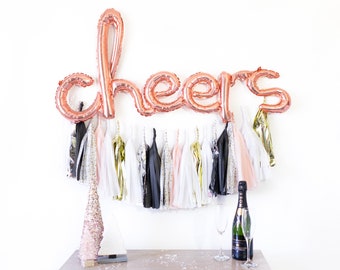 Cheers Script Balloon Banner / New Year Eve Decorations, NYE Decor, NYE 2020 Party, Nochevieja, 2020 Party Decor, Graduación Party