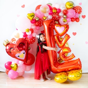 Valentine Love Balloon | Galentine&#39;s Valentine&#39;s Party Decorations, Sweetheart Bridal Shower Decor, Engagement Party