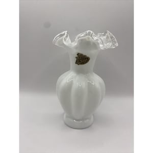 &quot;Vintage Fenton Silver Crest &quot;&quot;Weiße Rüschen&quot;&quot; Vase mit Aufkleber.&quot;