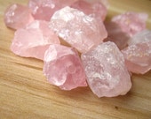 Raw Rough Natural Rose Quartz Crystal Beads Pink Crystal MINERAL SPECIMEN Stone Nugget Beads Wholesale Healing Crystal A011