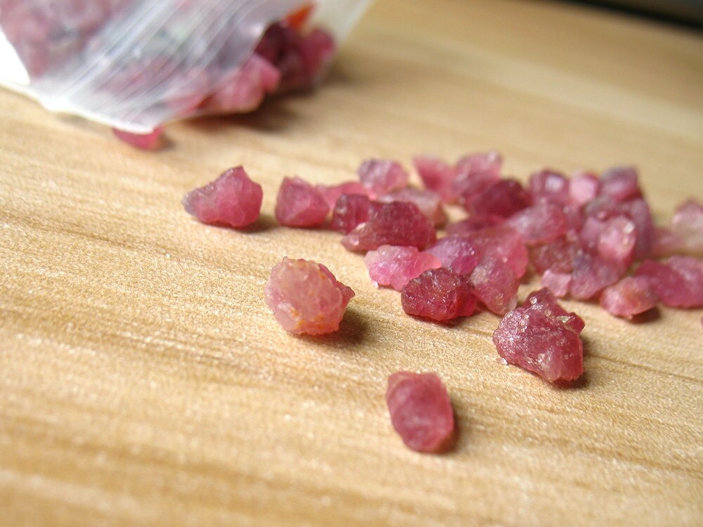 Natural Tourmaline Loose Stone Raw Rough Red Tourmaline Gemstone Loos…